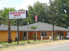 Hotels in Marksville